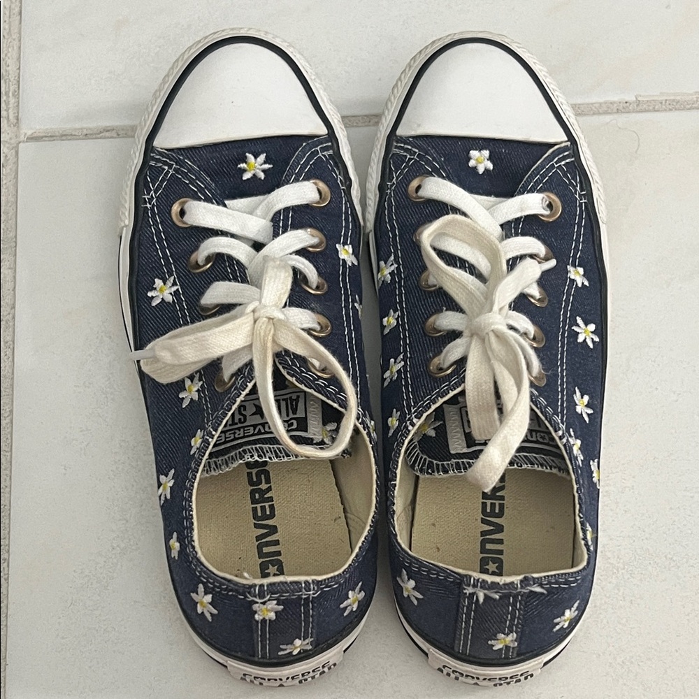 Converse All Star Denim Flower Sneakers (Firm Price) - Picture 3 of 6
